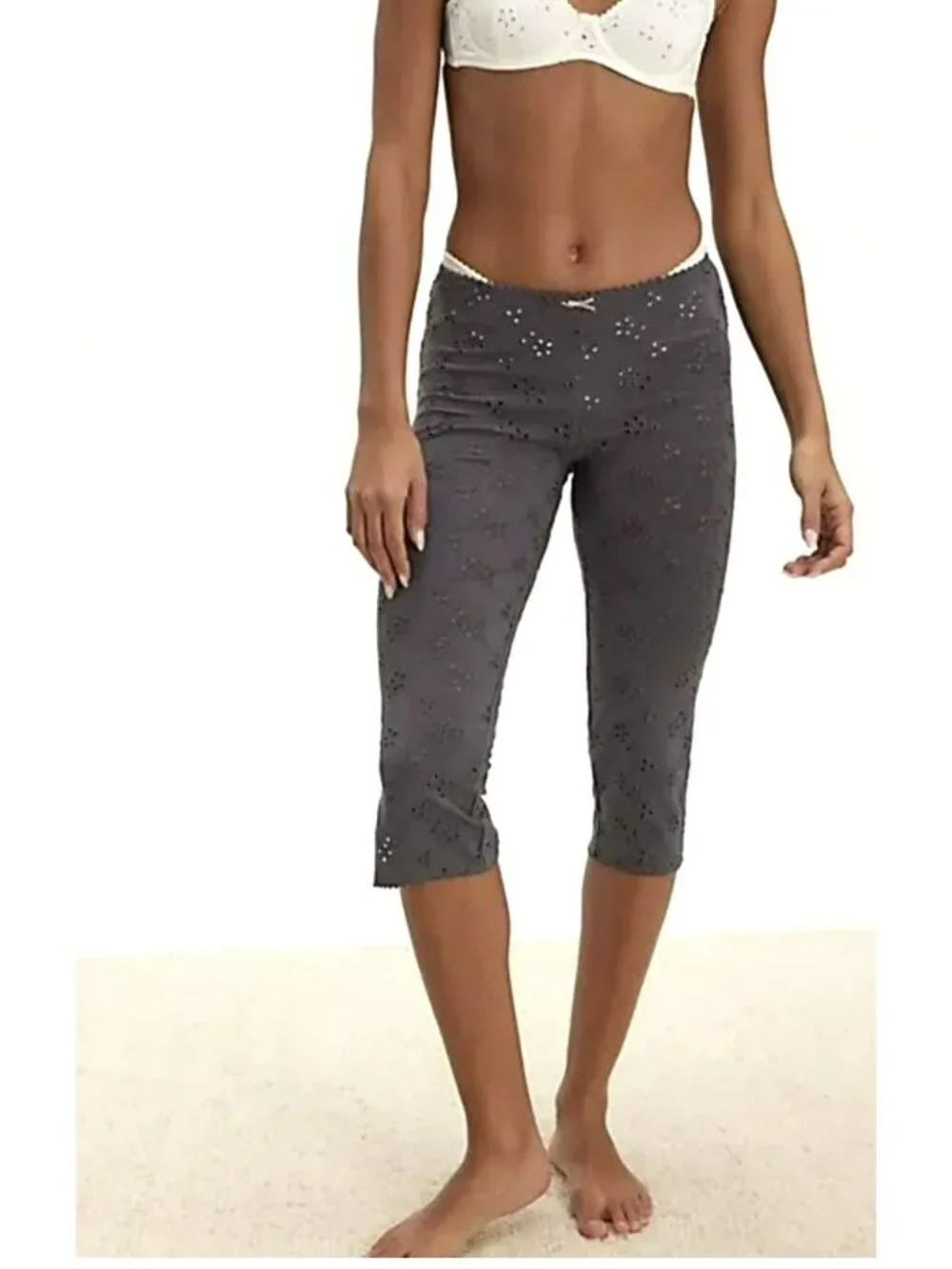 Free People Black Eyelet Bloom Capri Pants Pull On New - Picture 4 of 10